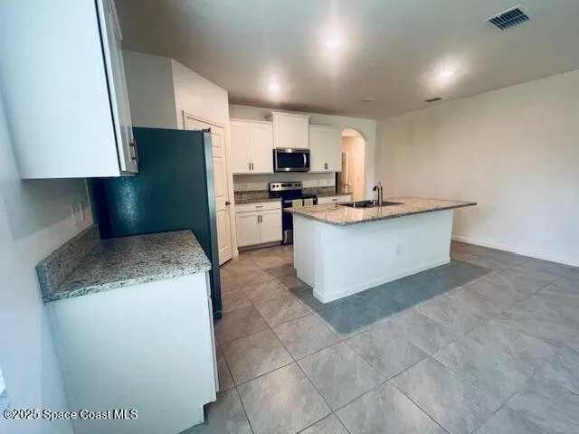 $2,200 | 915 Remington Green Drive Southeast, Palm Bay, FL 32909