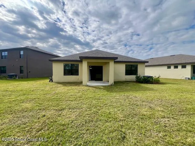 $2,200 | 915 Remington Green Drive Southeast, Palm Bay, FL 32909