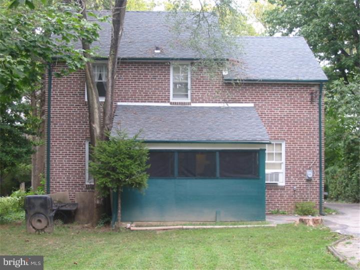 215 South State Road Upper Darby, PA 19082 - Photo 22 of 25 Exterior Back