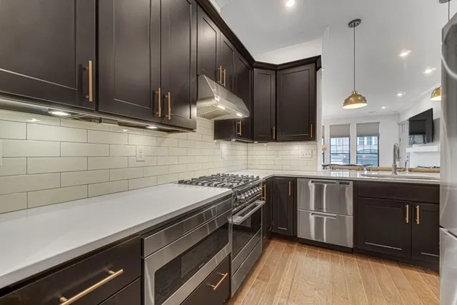 $399,900 | 207 Academy Street, Unit 104, Valparaiso, IN 46385