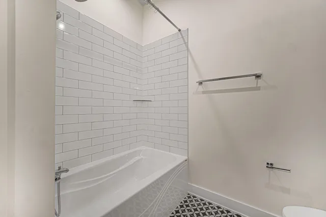 $399,900 | 207 Academy Street, Unit 104, Valparaiso, IN 46385