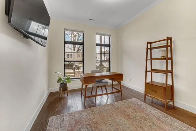 $399,900 | 207 Academy Street, Unit 104, Valparaiso, IN 46385