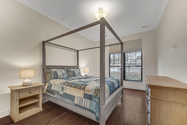 $399,900 | 207 Academy Street, Unit 104, Valparaiso, IN 46385