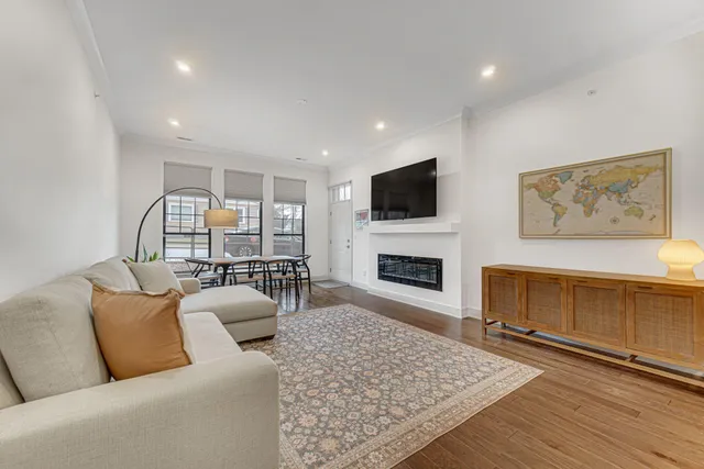 $399,900 | 207 Academy Street, Unit 104, Valparaiso, IN 46385