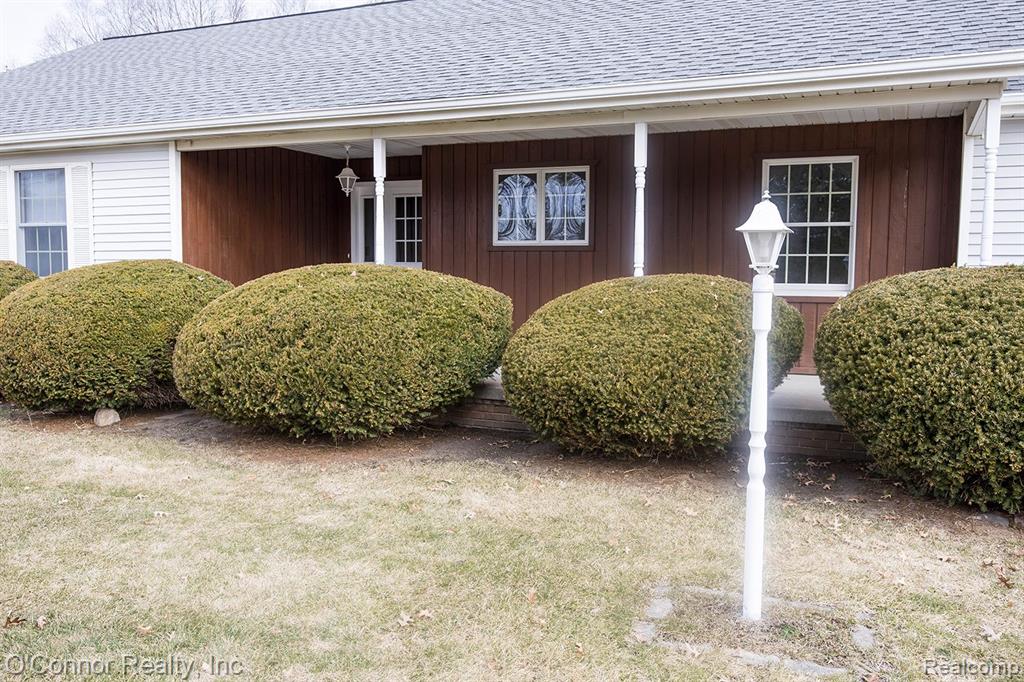 6060 Frith Road St. Clair, MI 48079 - Photo 2 of 43