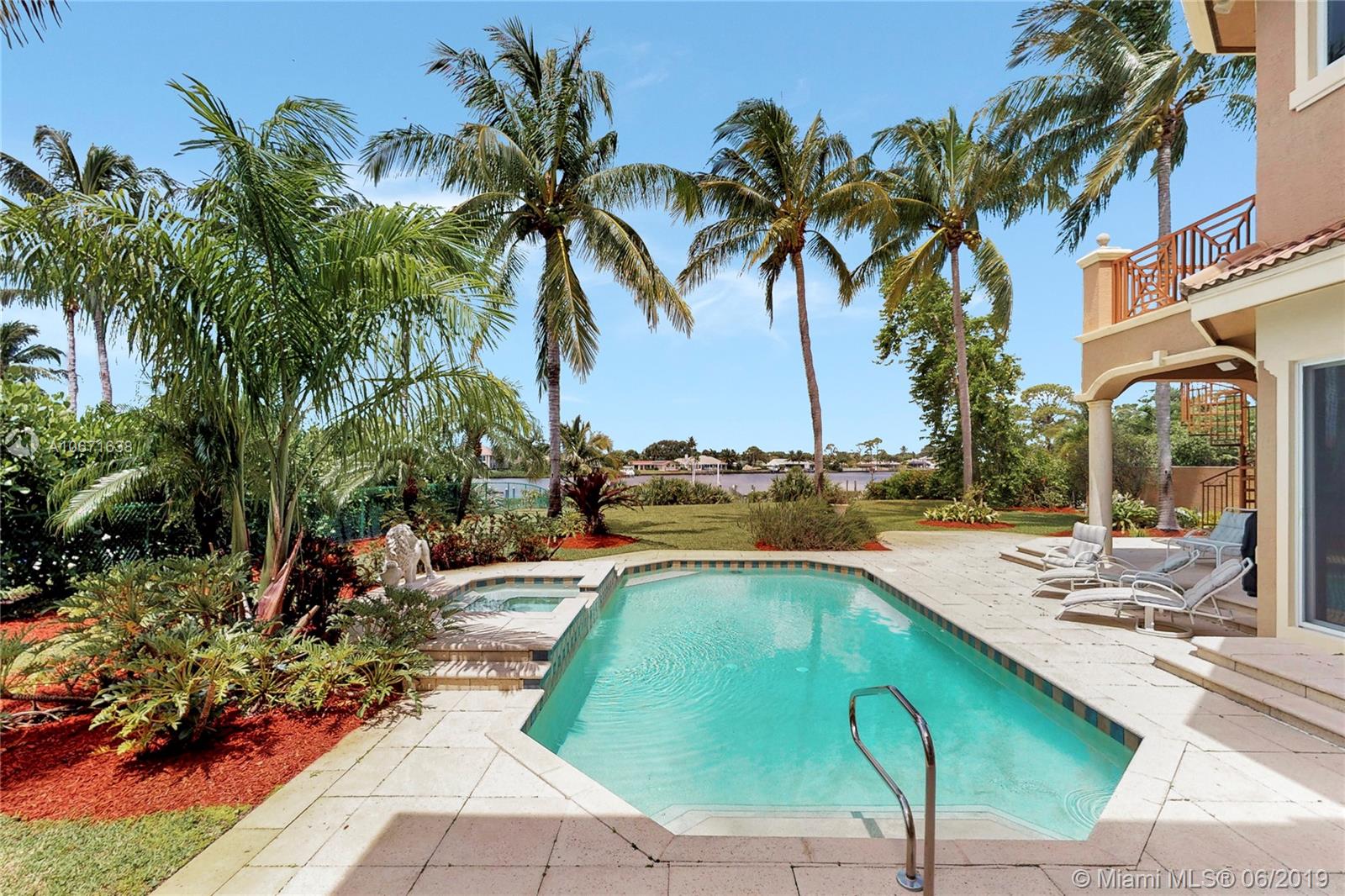 18980 Southeast County Line Road Tequesta, FL 33469 - Photo 36 of 54