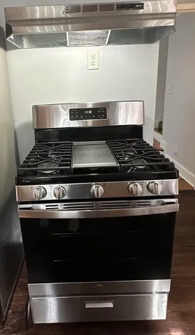 $2,800 | 54 Meadowbank Avenue, Unit R, Boston, MA 02126