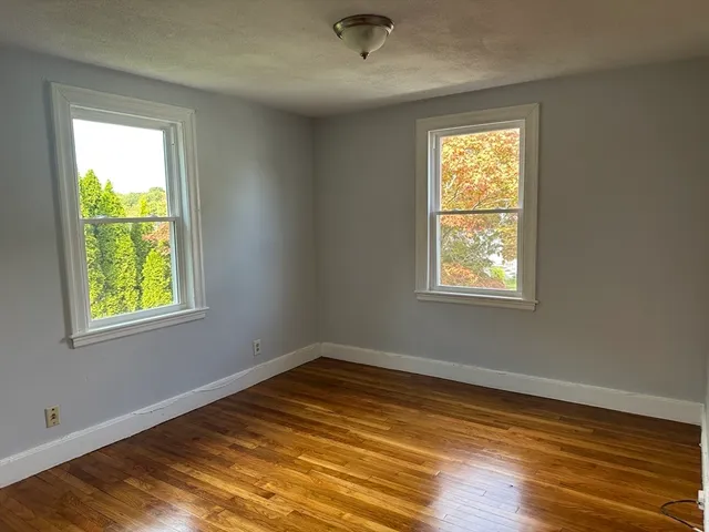 $2,800 | 54 Meadowbank Avenue, Unit R, Boston, MA 02126