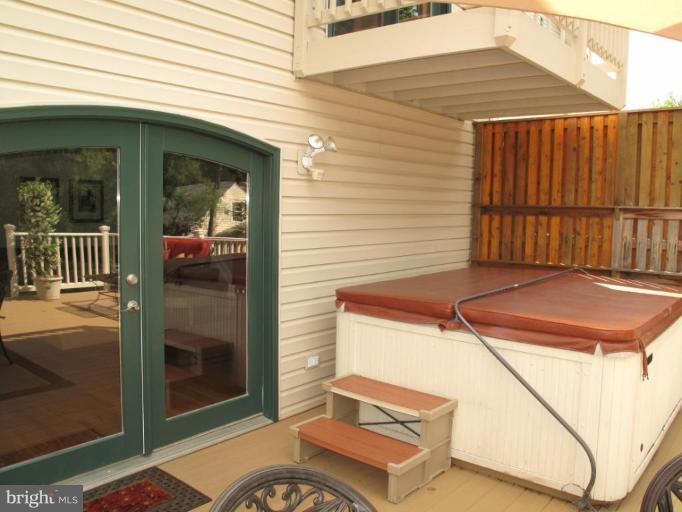 605 Academy Road Catonsville, MD 21229 - Photo 13 of 29 Hot Tub