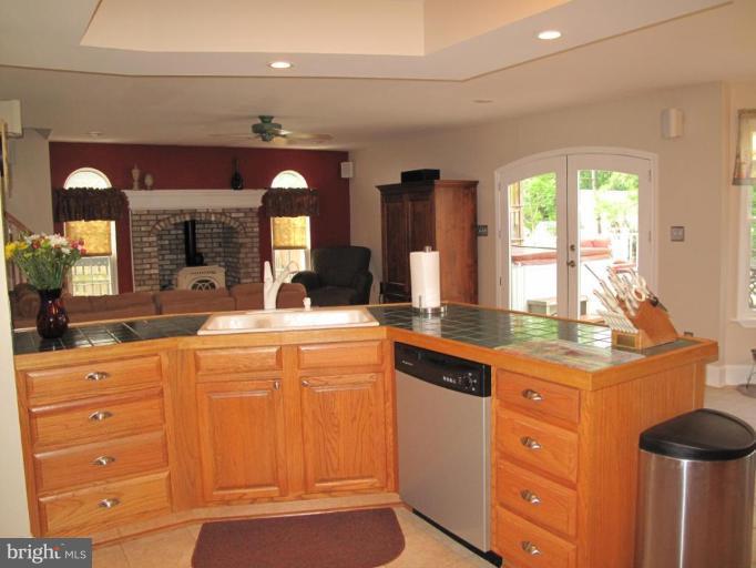 605 Academy Road Catonsville, MD 21229 - Photo 25 of 29 Kitchen #3