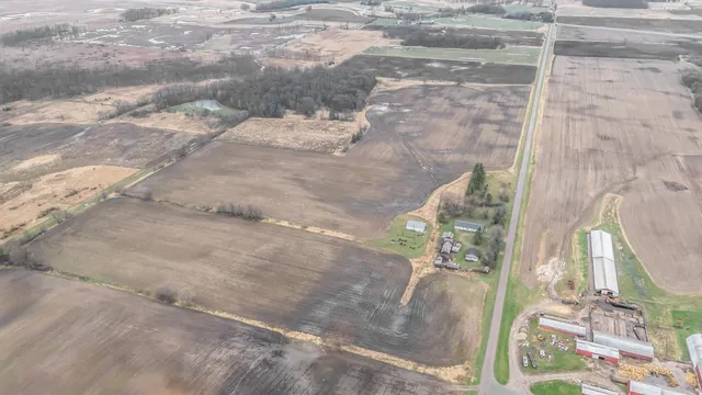 $1,200,000 | 9266 Town Line Road, Larsen, WI 54947