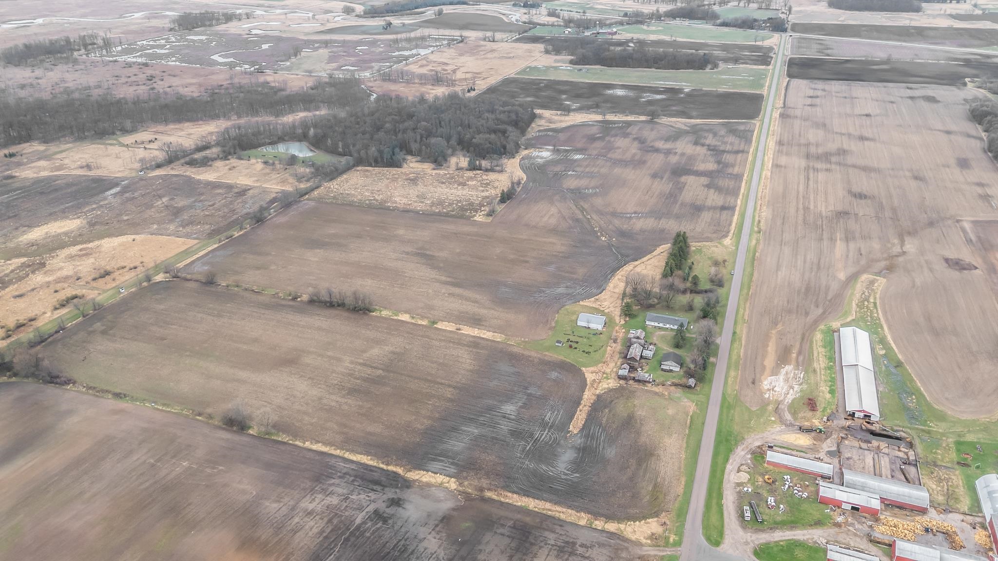 9266 Town Line Road Larsen, WI 54947 - Photo 11 of 34