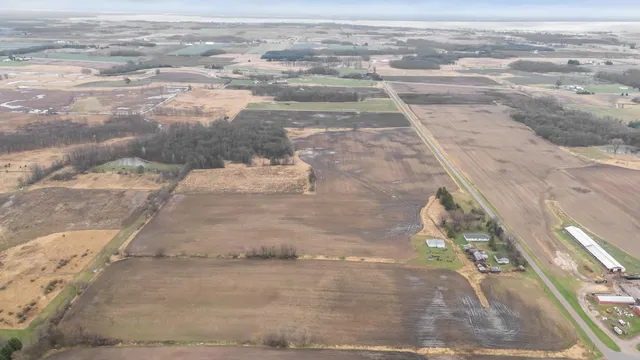 $1,200,000 | 9266 Town Line Road, Larsen, WI 54947