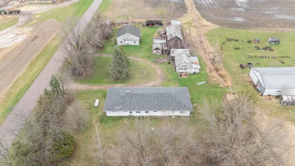 $1,200,000 | 9266 Town Line Road, Larsen, WI 54947