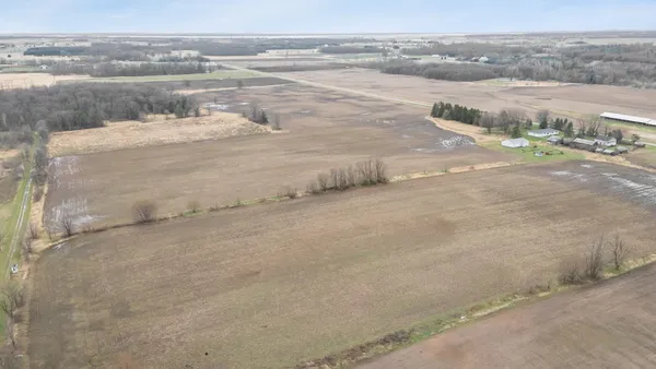 $1,200,000 | 9266 Town Line Road, Larsen, WI 54947