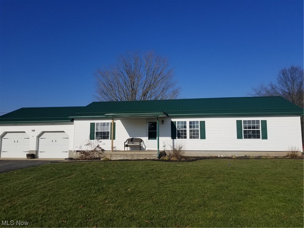 37604 Eagleton Road Lisbon, OH 44432 - Photo 1 of 50 Front of home with new covered porch