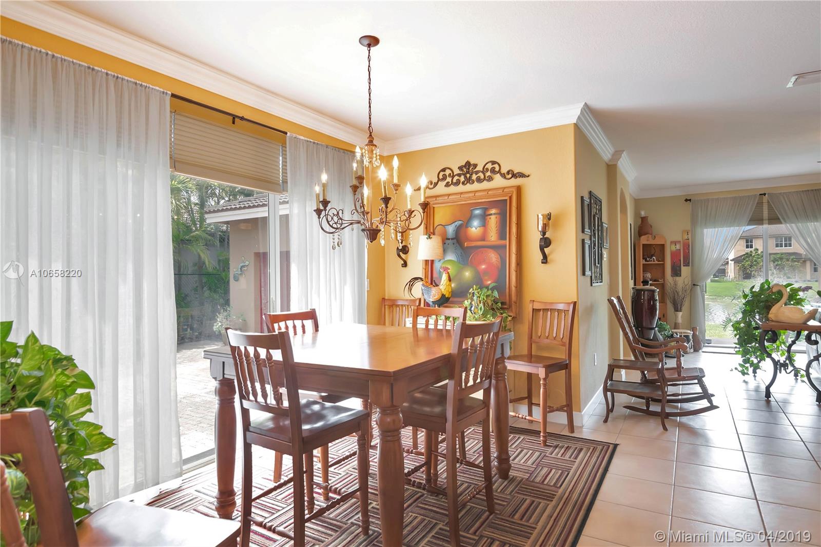 1154 Southwest 149th Path Miami, FL 33194 - Photo 13 of 26 Gallery Image 13