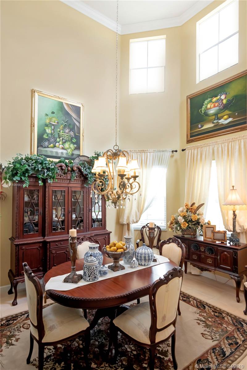 1154 Southwest 149th Path Miami, FL 33194 - Photo 10 of 26 Gallery Image 10
