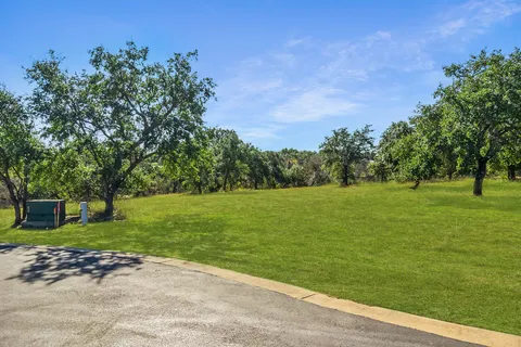 $350,000 | 3509 Kahala Sunset Drive, Spicewood, TX 78669