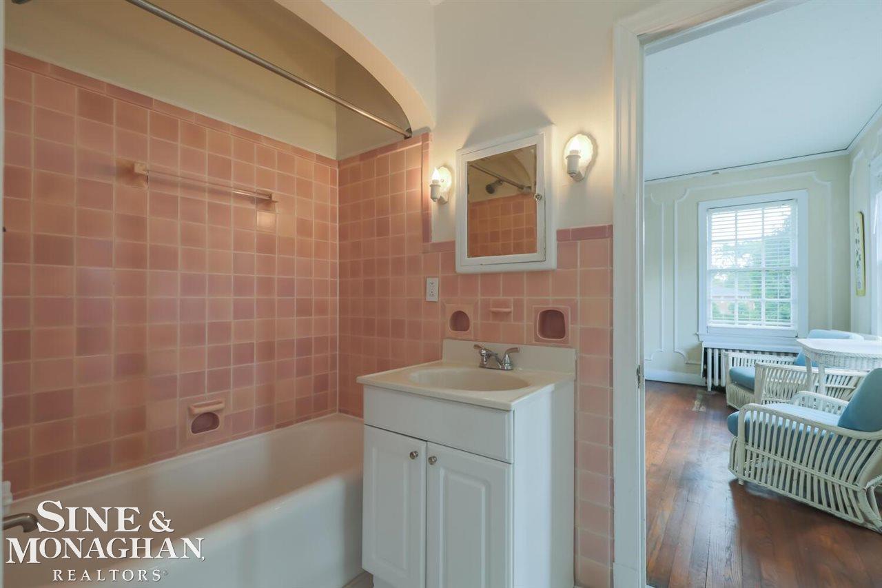 720 Trombley Road Grosse Pointe Park, MI 48230 - Photo 35 of 54