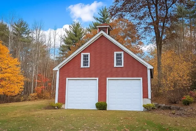 a front view of house with yard