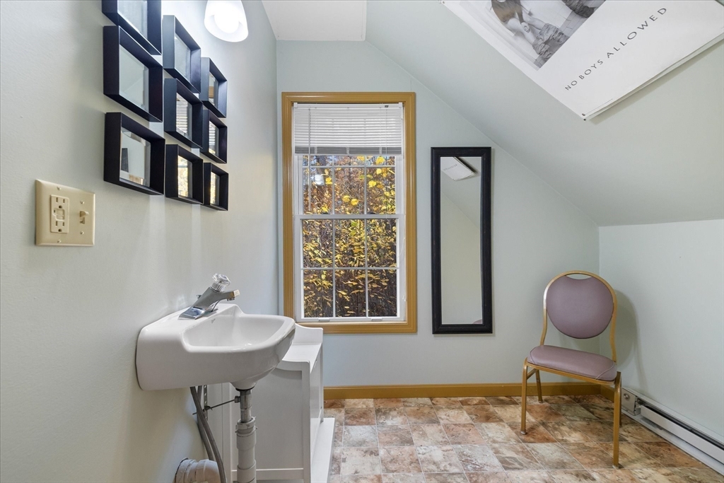 275 Petersham Road Phillipston, MA 01331 - Photo 35 of 42 Gallery Image 35