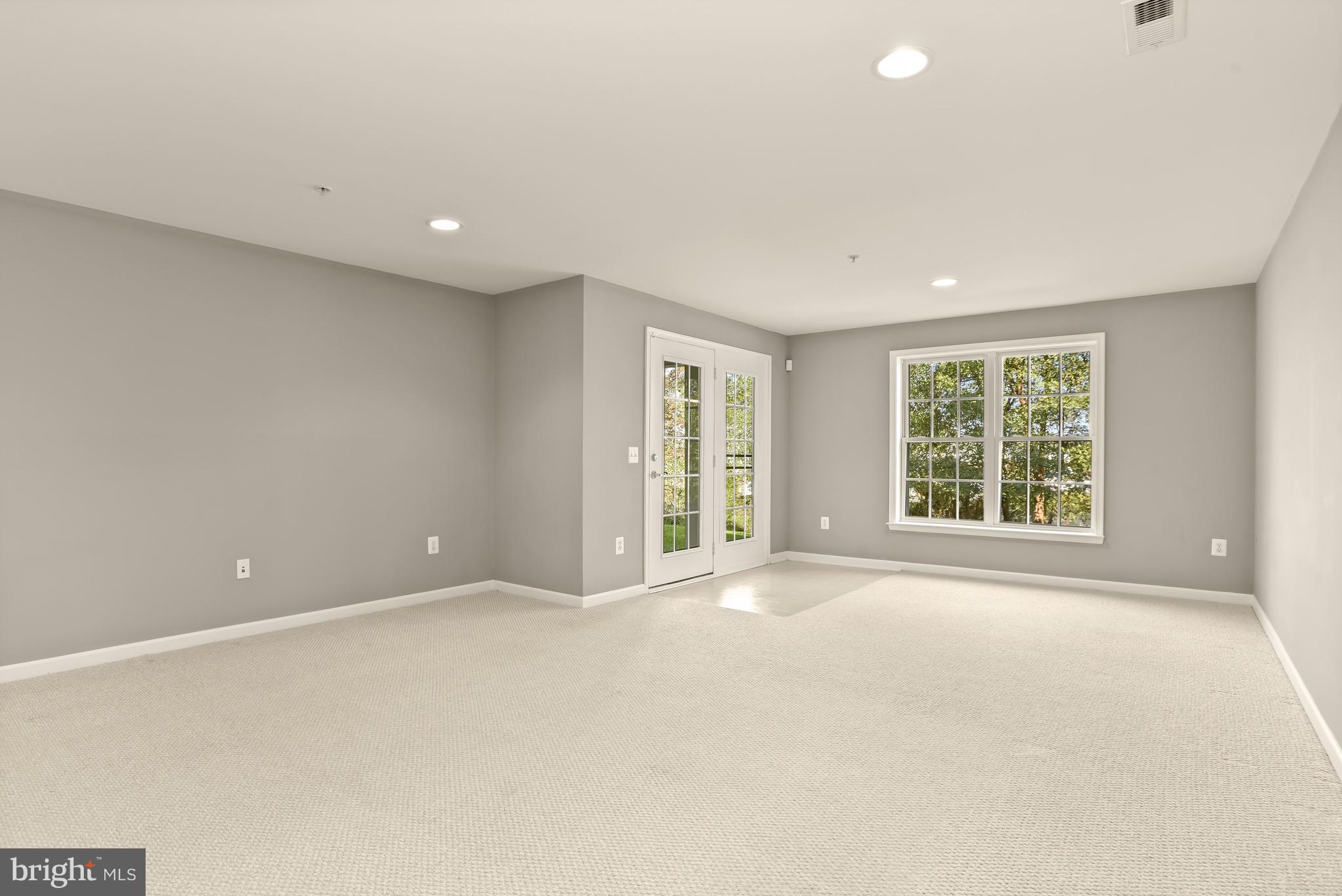 8266 Academy Road, Unit 2 Ellicott City, MD 21043 - Photo 36 of 58 Family room