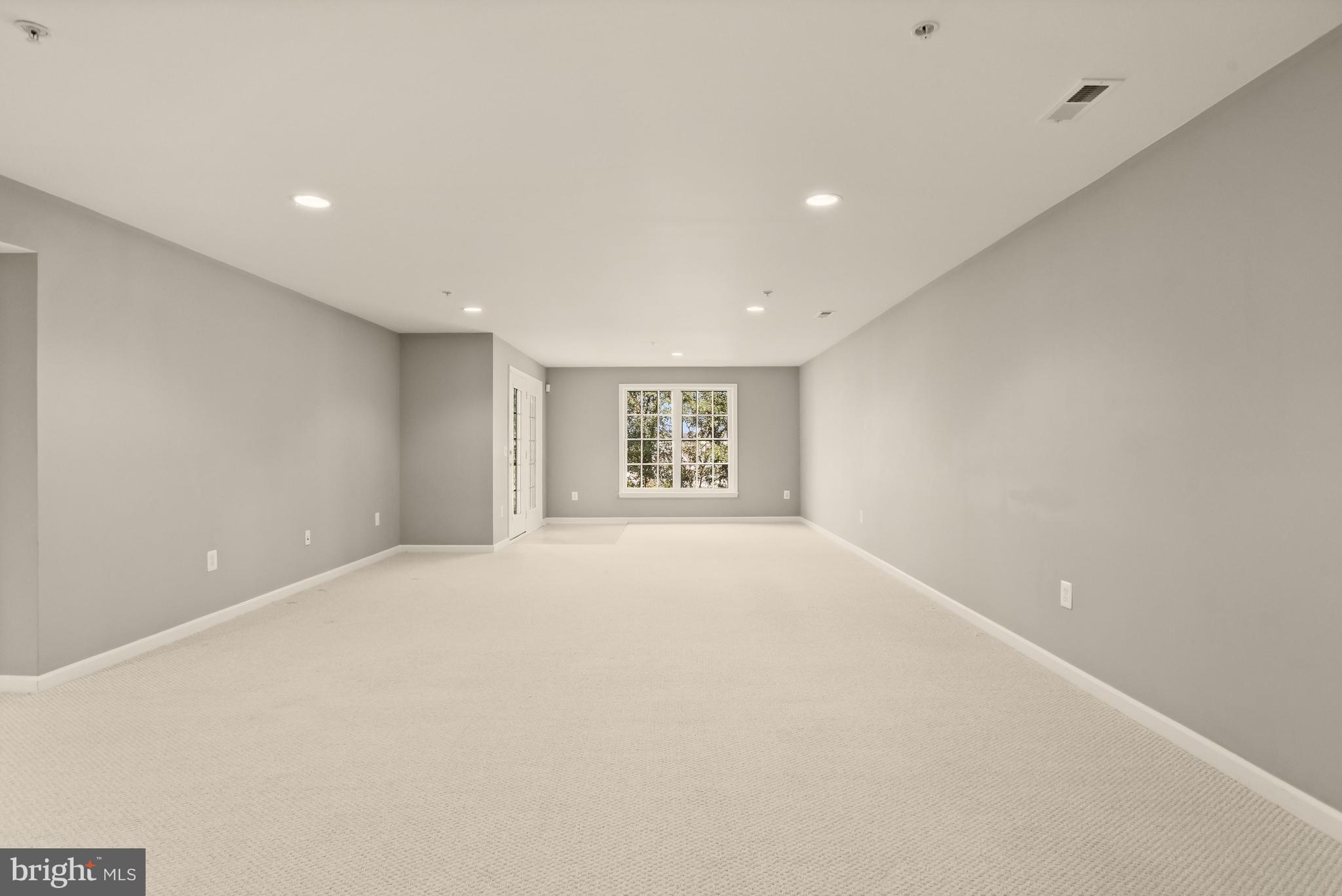 8266 Academy Road, Unit 2 Ellicott City, MD 21043 - Photo 37 of 58 Family room