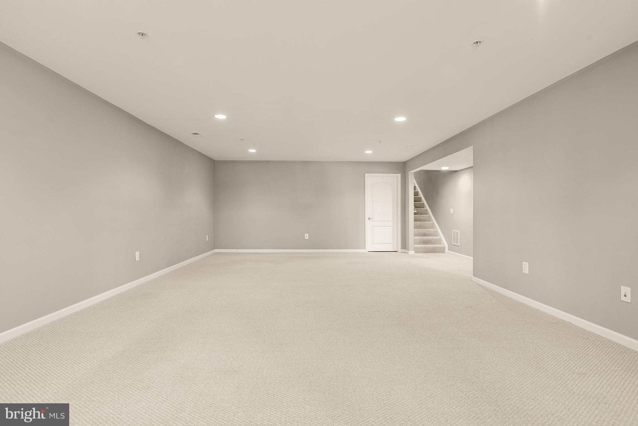 8266 Academy Road, Unit 2 Ellicott City, MD 21043 - Photo 40 of 58 Family room