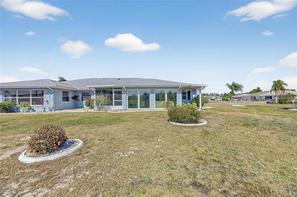 108 Whitetail Court Sun City Center, FL 33573 - Photo 38 of 44