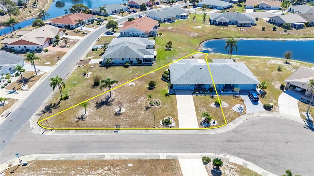 108 Whitetail Court Sun City Center, FL 33573 - Photo 41 of 44