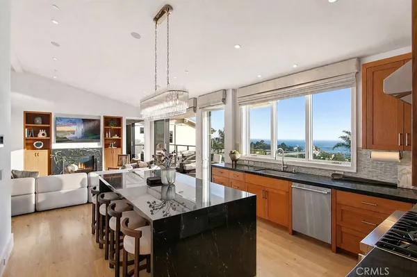 $9,500,000 | 420 Emerald Bay, Laguna Beach, CA 92651