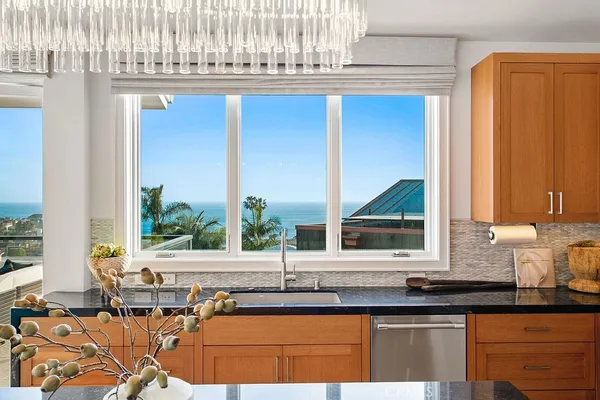 $9,500,000 | 420 Emerald Bay, Laguna Beach, CA 92651