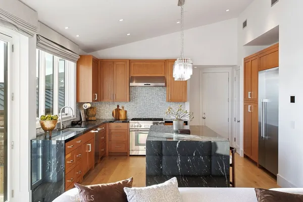 $9,500,000 | 420 Emerald Bay, Laguna Beach, CA 92651