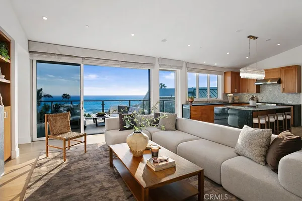 $9,500,000 | 420 Emerald Bay, Laguna Beach, CA 92651