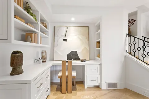 $9,500,000 | 420 Emerald Bay, Laguna Beach, CA 92651