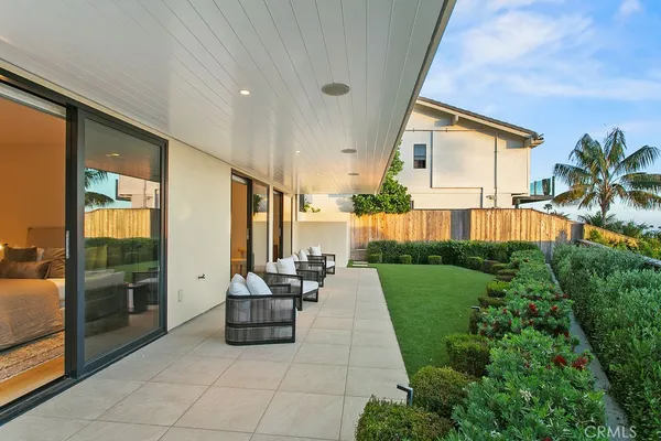 $9,500,000 | 420 Emerald Bay, Laguna Beach, CA 92651