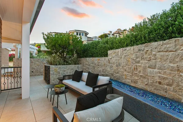 $9,500,000 | 420 Emerald Bay, Laguna Beach, CA 92651