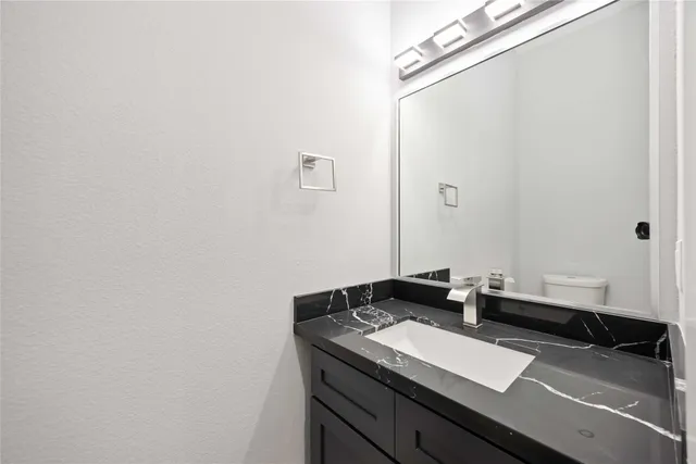 $384,999 | 4923 Golden Forest Drive, Houston, TX 77091