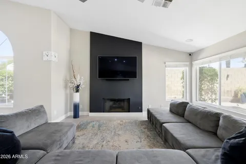 $799,000 | 14651 South 25th Place, Phoenix, AZ 85048