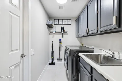 $799,000 | 14651 South 25th Place, Phoenix, AZ 85048