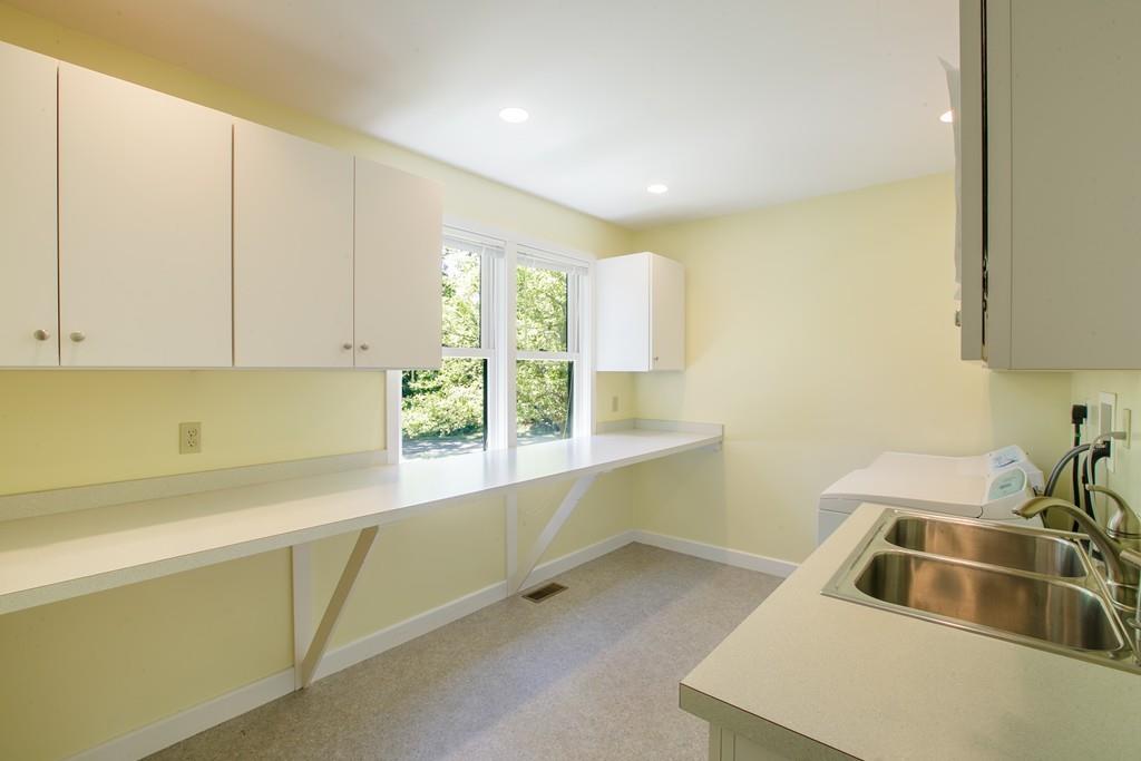 555 Hugh Cargill Road Concord, MA 01742 - Photo 17 of 41 Gallery Image 17
