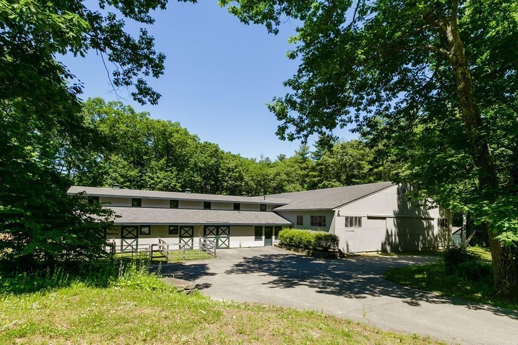 555 Hugh Cargill Road Concord, MA 01742 - Photo 25 of 41 Gallery Image 25