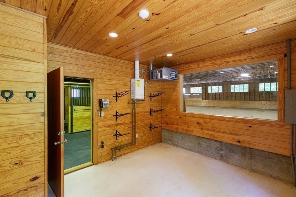 555 Hugh Cargill Road Concord, MA 01742 - Photo 35 of 41 Gallery Image 35