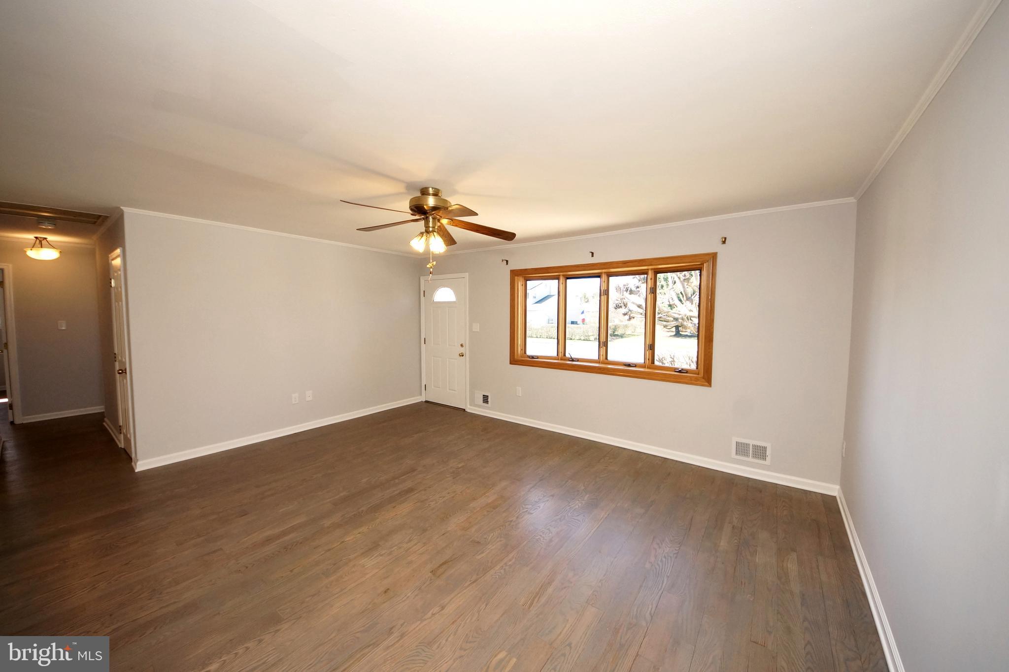 57 Endicott Road Hamilton, NJ 08690 - Photo 8 of 44