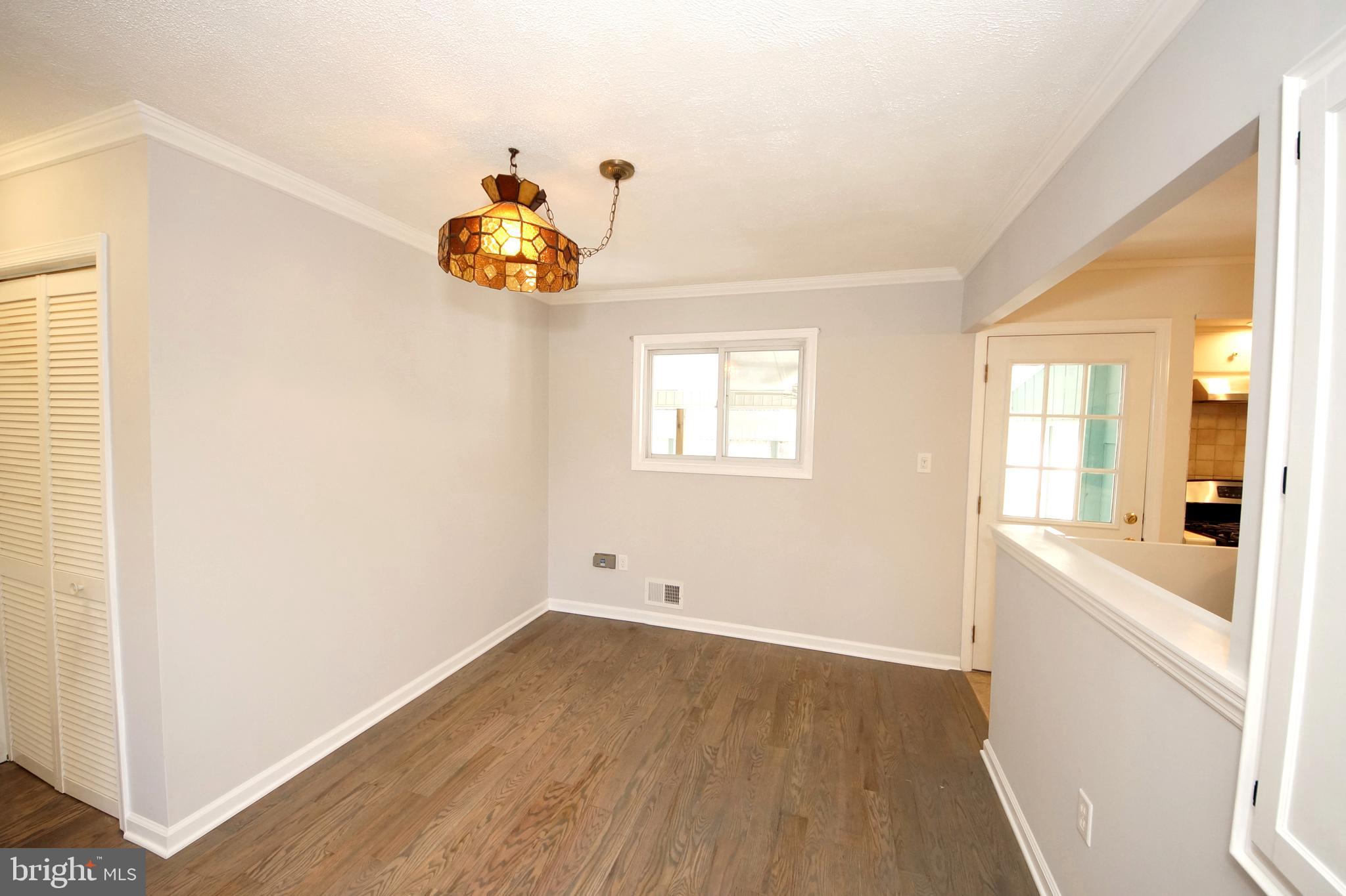 57 Endicott Road Hamilton, NJ 08690 - Photo 9 of 44
