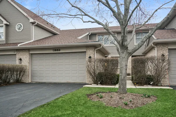 $425,000 | 659 North Walden Drive, Palatine, IL 60067