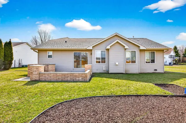 $399,900 | 343 Dakota Lee Way, Omro, WI 54963