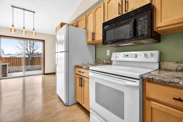 $399,900 | 343 Dakota Lee Way, Omro, WI 54963