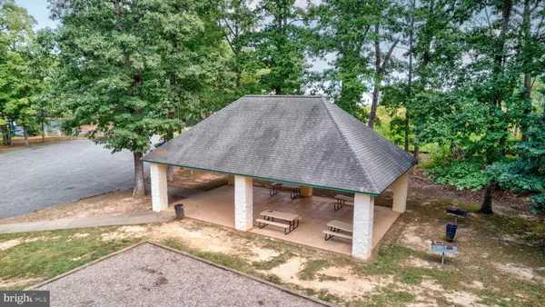 $385,999 | 36142 Wilderness Shores Way, Locust Grove, VA 22508